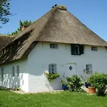 Poppenbuell Thatched House Dom wakacyjny