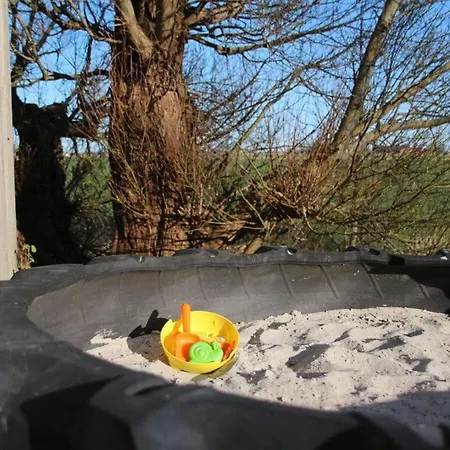 Feriehus Poppenbuell Thatched House *