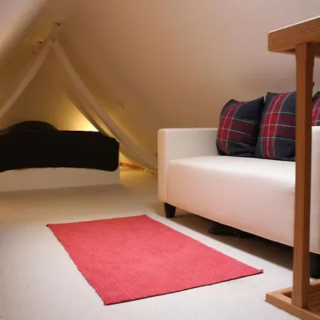 Poppenbuell Thatched House