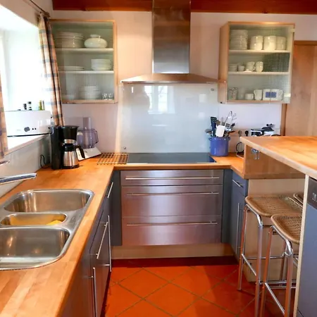 Σπίτι διακοπών Poppenbuell Thatched House