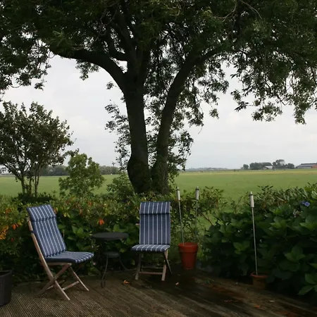 Poppenbuell Thatched House * Osterhever