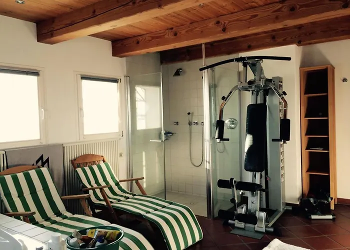 Poppenbuell Thatched House